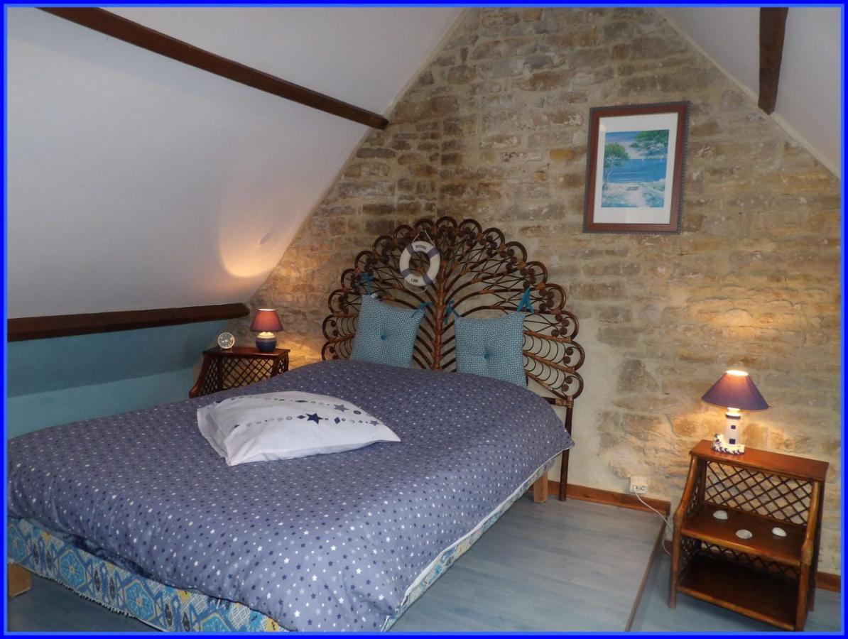 Chambres Et Tables D'Hotes A L'Auberge Touristique Meuvaines Екстериор снимка