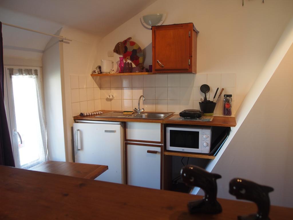 Chambres Et Tables D'Hotes A L'Auberge Touristique Meuvaines Екстериор снимка